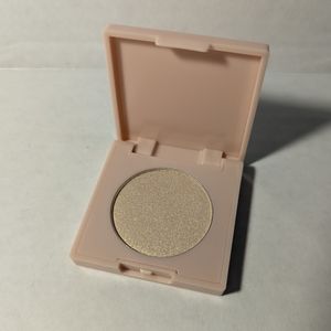 MOTD Highlighting powder in Lucid Moon